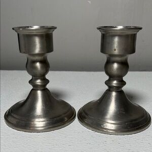 Elegant Vintage Weighted Web Pewter Colonial Candlestick Holder Set
